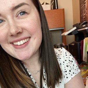 Meet your Posher, Ana